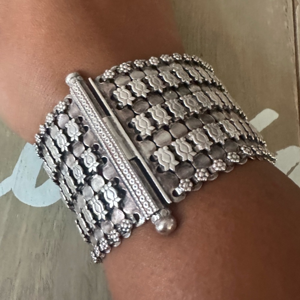 Ornate Sterling Silver .925  Made in India Bracelet